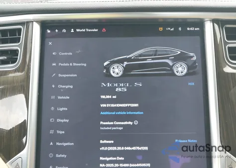 2013 Tesla Model S z USA, uszkodzony, nr VIN 5YJSA1DN0DFP12081